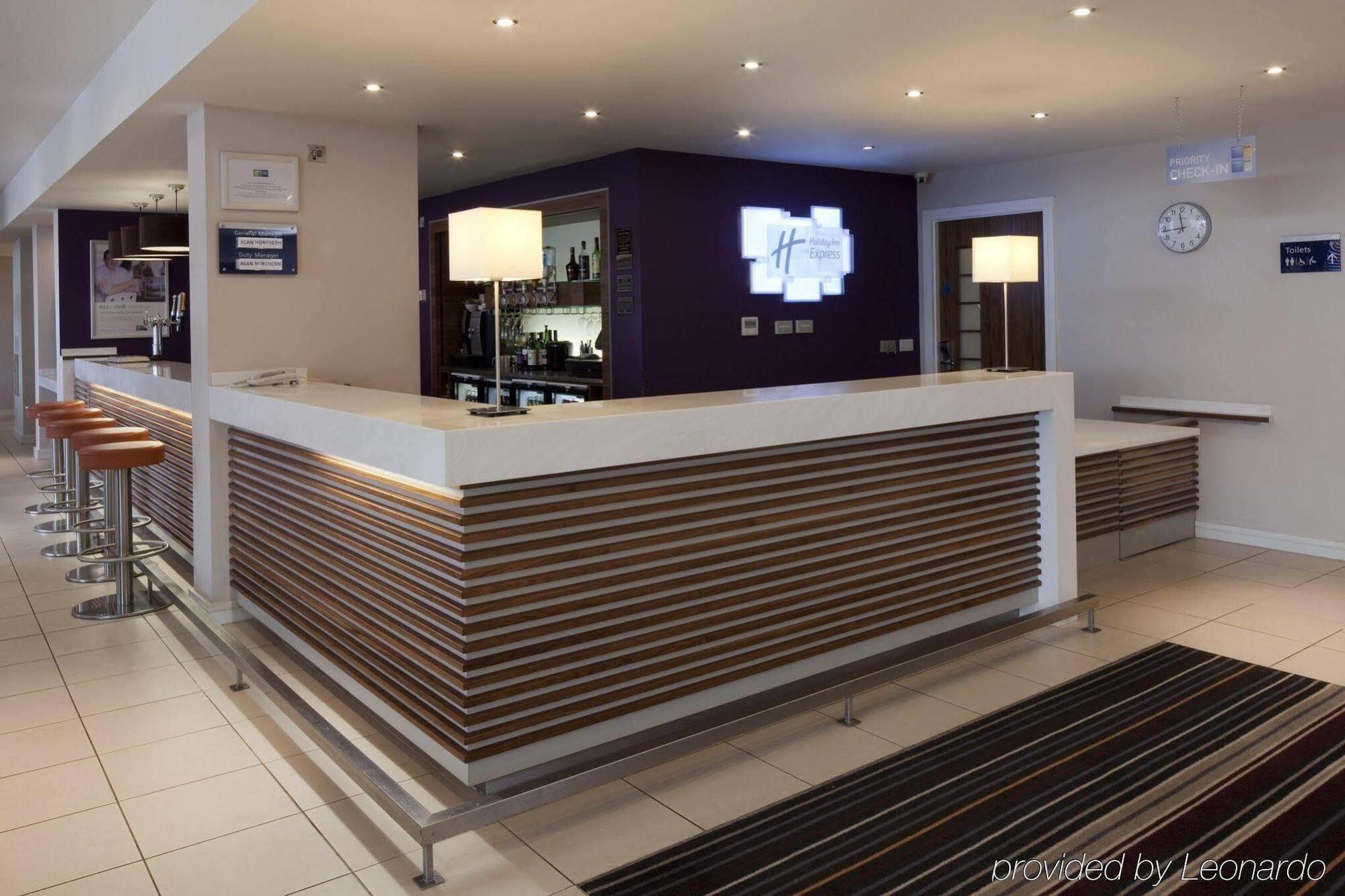 Holiday Inn Express Walsall M6, J10 By Ihg מראה חיצוני תמונה